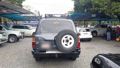 Toyota Land Cruiser miniatura 5