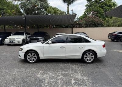 Audi A4 miniatura 2
