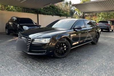 Audi A8 miniatura 2