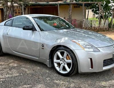 Nissan 350 Z miniatura 2