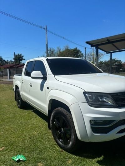 Volkswagen Amarok miniatura 2