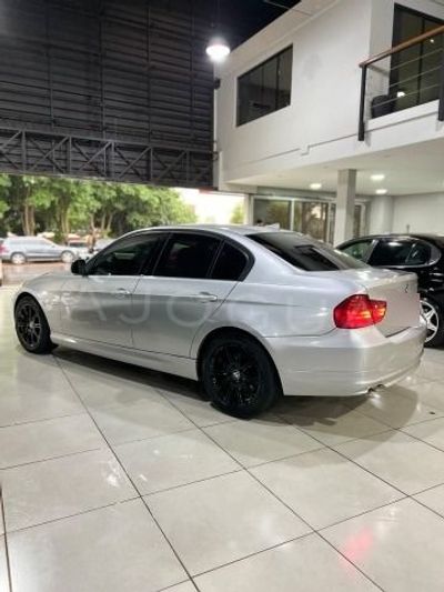 BMW 320 miniatura 3