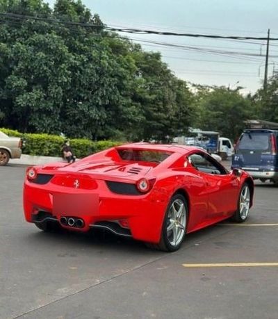 Ferrari 458 miniatura 2