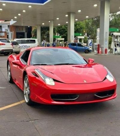 Ferrari 458 thumbnail 1