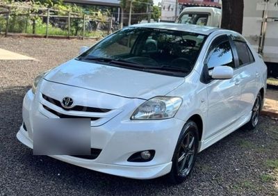 Toyota Belta miniatura 3