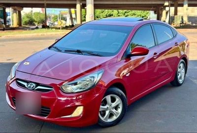 Hyundai Accent 2013