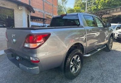 Mazda BT-50 miniatura 3