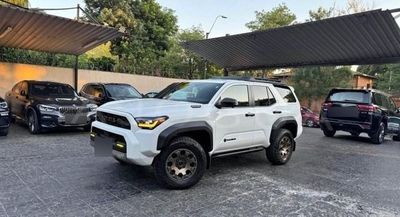 Toyota 4Runner thumbnail 1