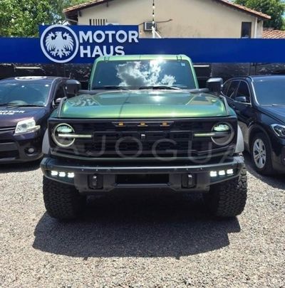 Ford Bronco thumbnail 1