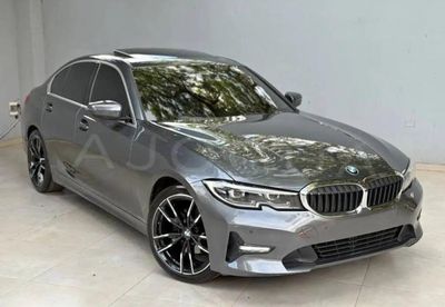 BMW 320 thumbnail 1