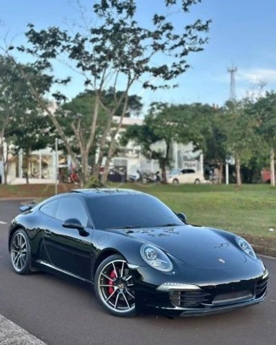 Porsche 911 thumbnail 1