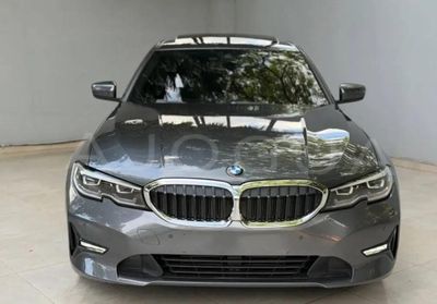 BMW 320 miniatura 2