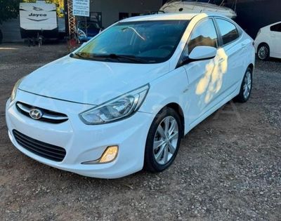 Hyundai Accent miniatura 2