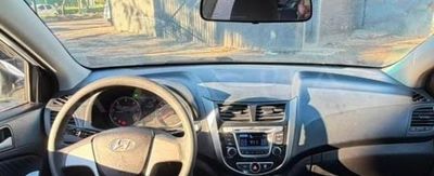 Hyundai Accent miniatura 4