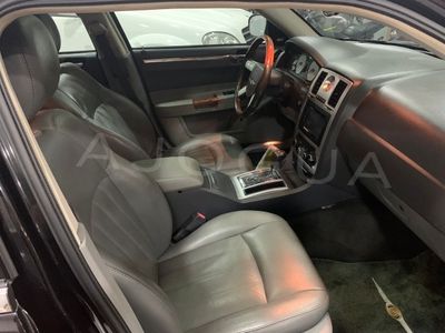 Chrysler 300 C miniatura 6