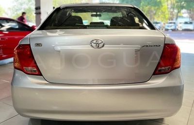 Toyota Axio miniatura 3