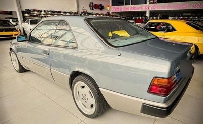 Mercedes-Benz 300D miniatura 3