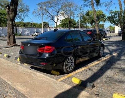 BMW 320 miniatura 3