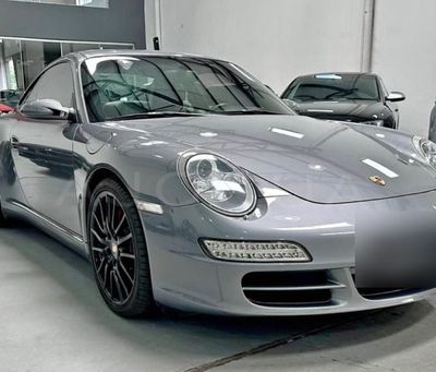 Porsche 911 thumbnail 1