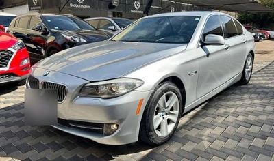 BMW 520 thumbnail 1