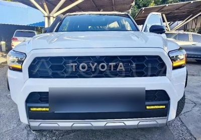 Toyota 4Runner thumbnail 1
