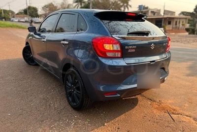 Suzuki Baleno miniatura 3