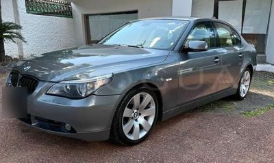 BMW 530i miniatura 2