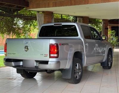 Volkswagen Amarok miniatura 2