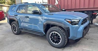 Toyota 4Runner miniatura 2