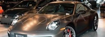 Porsche 911 thumbnail 1