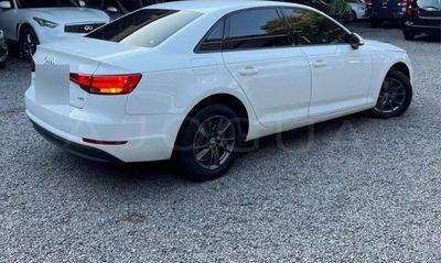 Audi A4 miniatura 2