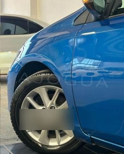 Toyota Auris miniatura 3