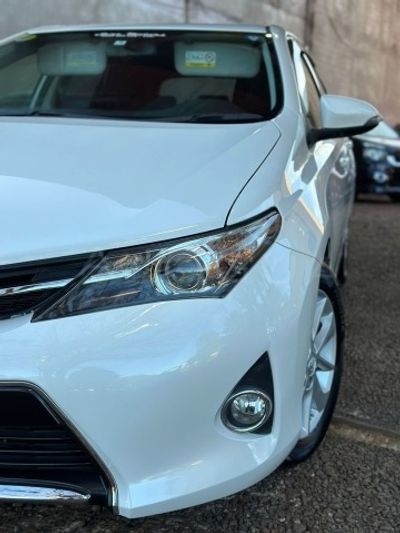 Toyota Auris miniatura 2