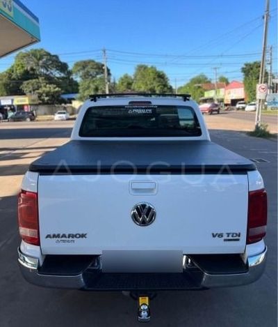 Volkswagen Amarok miniatura 2