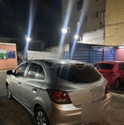 Chevrolet Onix miniatura 3