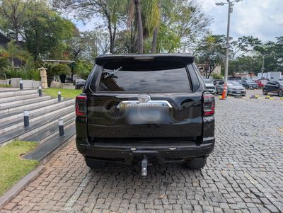 Toyota 4Runner miniatura 11