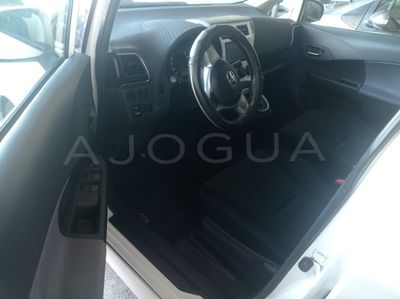 Toyota Ractis miniatura 5