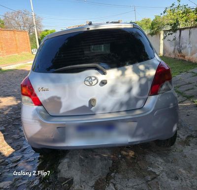 Toyota Vitz miniatura 21