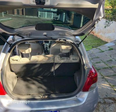 Toyota Vitz miniatura 15