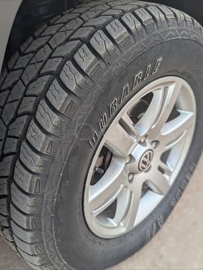Volkswagen Amarok miniatura 7