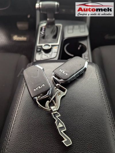 Kia Sportage miniatura 7