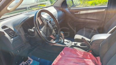 Isuzu D-MAX miniatura 13
