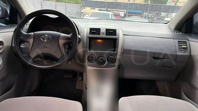 Toyota Axio miniatura 8