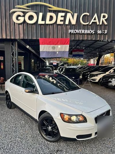 Volvo S40 thumbnail 1