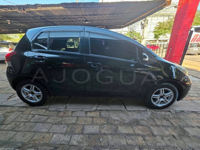 Toyota Vitz miniatura 9