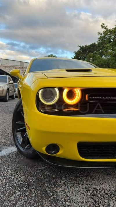 Dodge Challenger miniatura 2