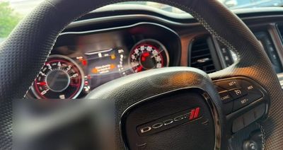 Dodge Challenger miniatura 4