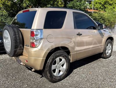 Suzuki Grand Vitara miniatura 10