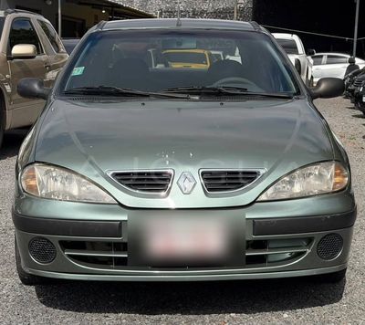 Renault Megane thumbnail 1