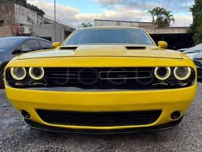 Dodge Challenger miniatura 8